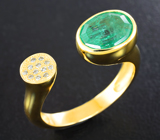 Золотое кольцо с уральским изумрудом высокой чистоты 1,93 карата и бриллиантами Золото