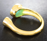 Золотое кольцо с уральским изумрудом высокой чистоты 1,93 карата и бриллиантами Золото