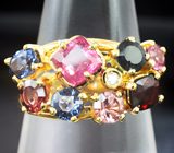 Золотое кольцо с разноцветными шпинелями 2,5 карата и бриллиантом Золото