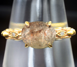 Золотое кольцо с уральским александритом 1,99 карата и бриллиантами Золото
