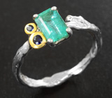 Серебряное кольцо с изумрудом и синими сапфирами Серебро 925