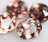 Набор из 4 гранатов со сменой цвета 4,89 карата 