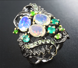 Серебряное кольцо с кристаллическими эфиопскими опалами, хризопразом, диопсидами и перидотами Серебро 925