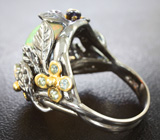 Серебряное кольцо с кристаллическим эфиопским опалом 5,5 карата и сапфирами Серебро 925
