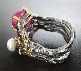 Серебряное кольцо с рубинами и жемчужиной Серебро 925