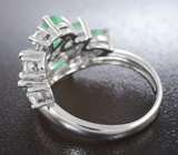 Изящное серебряное кольцо с изумрудами Серебро 925