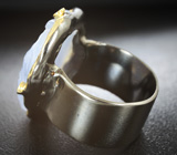 Сербряное кольцо с халцедоном 24+ карат, сапфиром и родолитами Серебро 925