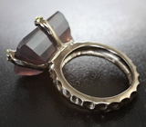 Серебряное кольцо с флюоритом 25+ карат и диопсидами Серебро 925