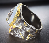 Серебряное кольцо с халцедоном 16+ карата, родолитами и черным шпинелями Серебро 925