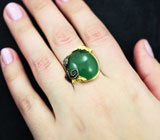 Серебряное кольцо с хризопразом 26+ карат и родолитами