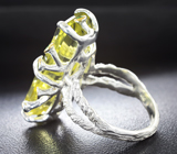 Серебряное кольцо с лимонным цитрином 20+ карат и цаворитами Серебро 925