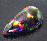 Крупный кристаллический черный опал 7,98 карата 