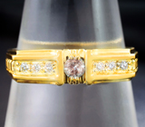 Золотое кольцо с ярким александритом 0,15 карата и бриллиантами Золото