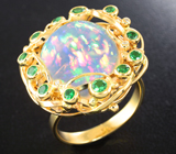 Золотое кольцо с кристаллическим эфиопским опалом 8 карата, цаворитами и бриллиантами! Ярчайшая опалесценция Золото
