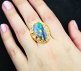 Массивное золотое кольцо с контрастным австралийским дублет опалом 7,36 карата и бриллиантами Золото