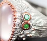 Серебряное кольцо с розовым кварцем и зелеными бериллами