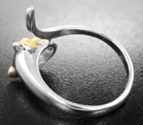 Скульптурное серебряное кольцо c диопсидами