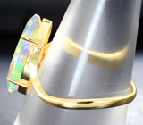 Золотое кольцо с кристаллическим эфиопским опалом 2,54 карата и бриллиантами Золото