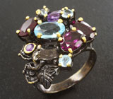Серебряное кольцо с голубыми топазами, родолитами и аметистами Серебро 925