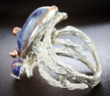 Серебряное кольцо с кабошонами содалита и родолитами