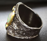 Серебряное кольцо с кристаллическими эфиопскими опалами топовых характеристик и синим сапфиром Серебро 925
