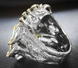 Серебряное кольцо cо звездчатым сапфиром 4,72 карата и цаворитами Серебро 925