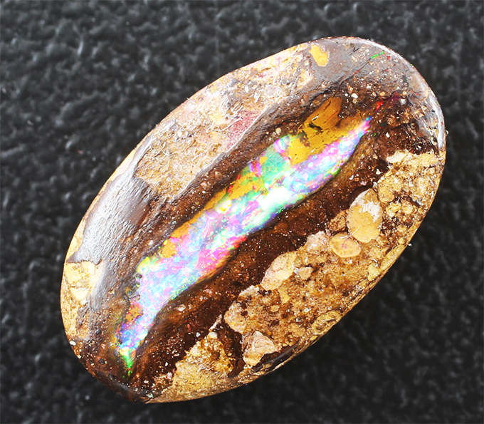 Boulder opal (Болдер опал) 4,81 карата