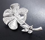Эффектная серебряная брошь-цветок с жемчужиной Серебро 925