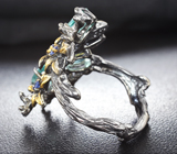 Серебряное кольцо с «неоновыми» апатитами и синими сапфирами Серебро 925