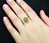 Золотое кольцо с хризобериллом с эффектом кошачьего глаза 2,6 карата, уральскими александритами и бриллиантами Золото