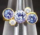 Кольцо с танзанитами и лейкосапфирами