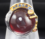 Серебряное кольцо с рубином 21,7 карата, синими и падпараджа сапфирами