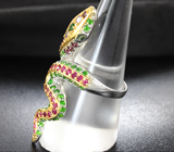 Серебряное кольцо «Змейка» с диопсидами, родолитами гранатами, пурпурными сапфирами и танзанитами Серебро 925