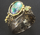 Серебряное кольцо с кристаллическим черным опалом и перидотом Серебро 925