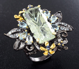 Серебряное кольцо с резным зеленым аметистом 15+ карат, синими сапфирами, голубыми и бесцветными топазами Серебро 925