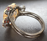 Серебряное кольцо с рутиловым кварцем, лунным камнем и мозамбикскими гранатами Серебро 925