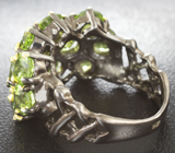 Серебряное кольцо с перидотами Серебро 925