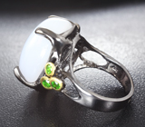 Серебряное кольцо с халцедоном и диопсидами