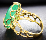 Золотое кольцо с кабошоном уральского изумруда высоких характеристик 11,88 карата и бриллиантами Золото