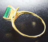 Золотое кольцо с уральским изумрудом 2,12 карата Золото