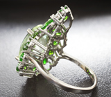 Эффектное серебряное кольцо с зеленым аметистом и диопсидами Серебро 925