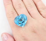 Чистейший крупный голубой топаз 42,33 карата 