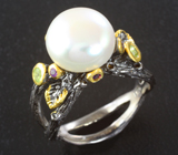 Серебряное кольцо с жемчужиной, перидотами и аметистами