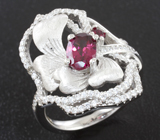 Изысканное серебряное кольцо с родолитами
