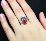 Серебряное кольцо с рубином 8,75 карата и синими сапфирам Серебро 925