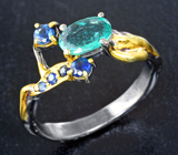 Серебряное кольцо с изумрудом 0,91 карата и синими сапфирами Серебро 925