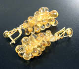 Золотые серьги с роскошными гроздьями насыщенных цитринов 62,9 карата и сапфирами Золото