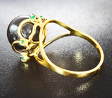 Золотое кольцо с цветной морской жемчужиной 12,23 карата и уральскими изумрудами! Стальной люстр Золото
