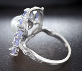 Ажурное серебряное кольцо с жемчужиной и танзанитами Серебро 925