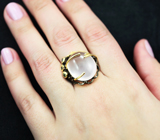 Серебряное кольцо с розовым кварцем 18+ карат и сапфирами Серебро 925